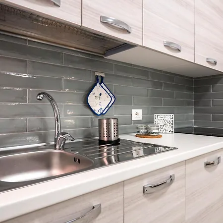 Zuara9room Bed & Breakfast Rimini