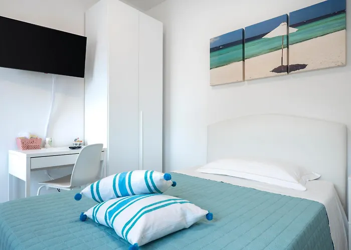 Zuara9room Bed and Breakfast