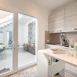 Zuara9room לינה וארוחת בוקר רימיני
