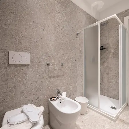 Zuara9room Bed & Breakfast 4*