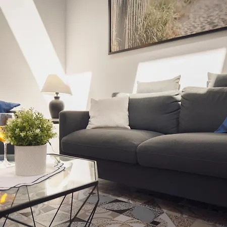 Zuara9room 4* Ρίμινι