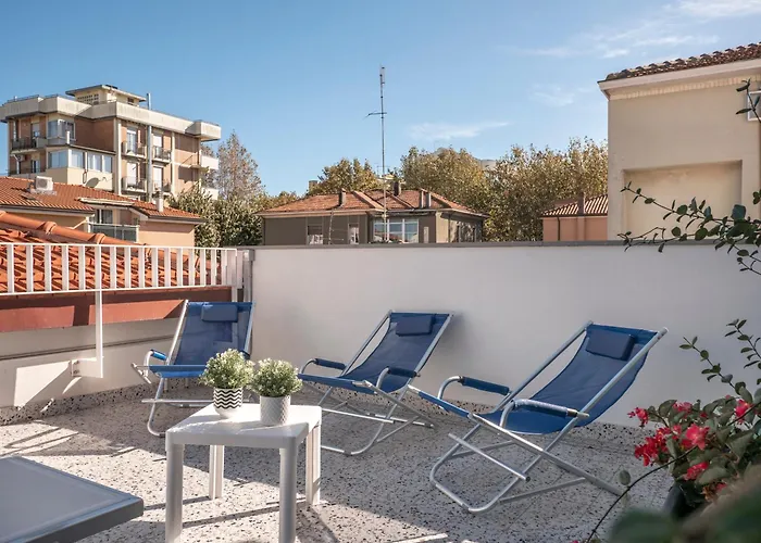 Zuara9room Bed & Breakfast