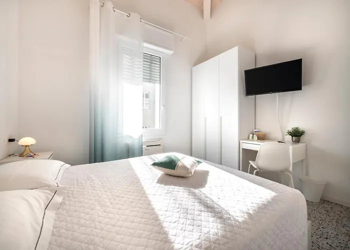 Bed & Breakfast Zuara9room 4*