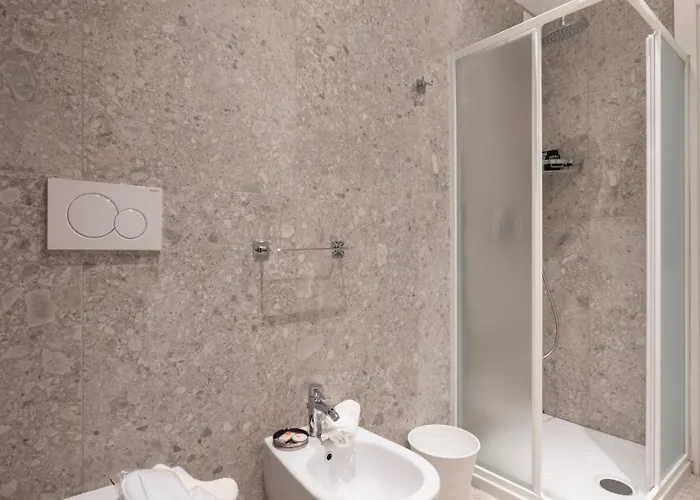 Zuara9room Bed & Breakfast 4*