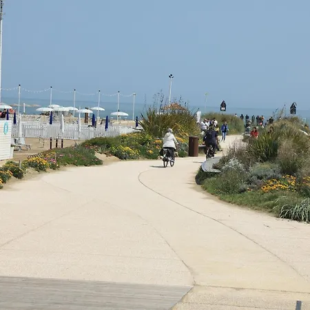 Zuara9room Frühstückspension