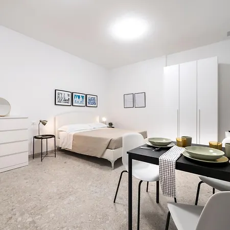 B&B Zuara9room