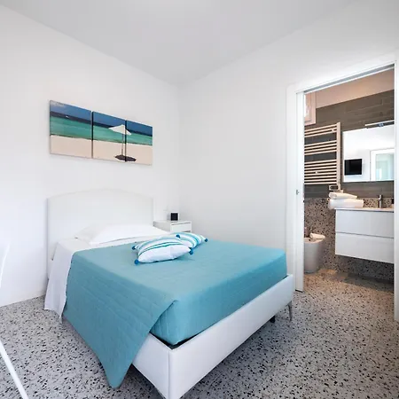 Zuara9room Frühstückspension