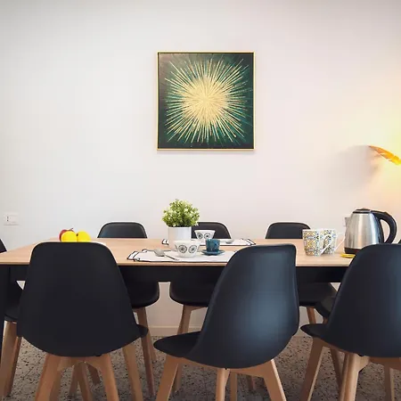 Zuara9room Frühstückspension