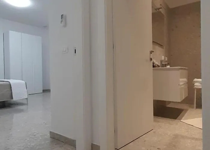 Zuara9room 4* רימיני